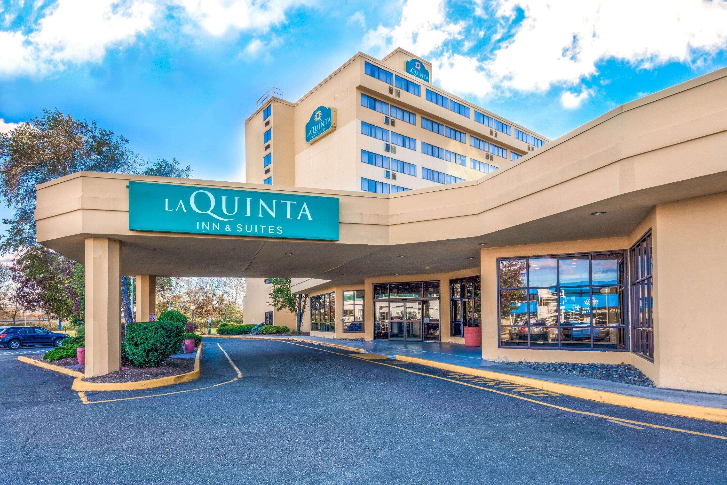 Hotel La Quinta By Wyndham Secaucus Meadowlands Exterior foto