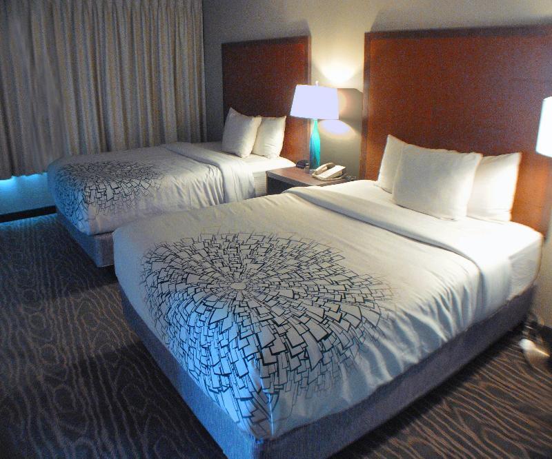 Hotel La Quinta By Wyndham Secaucus Meadowlands Exterior foto