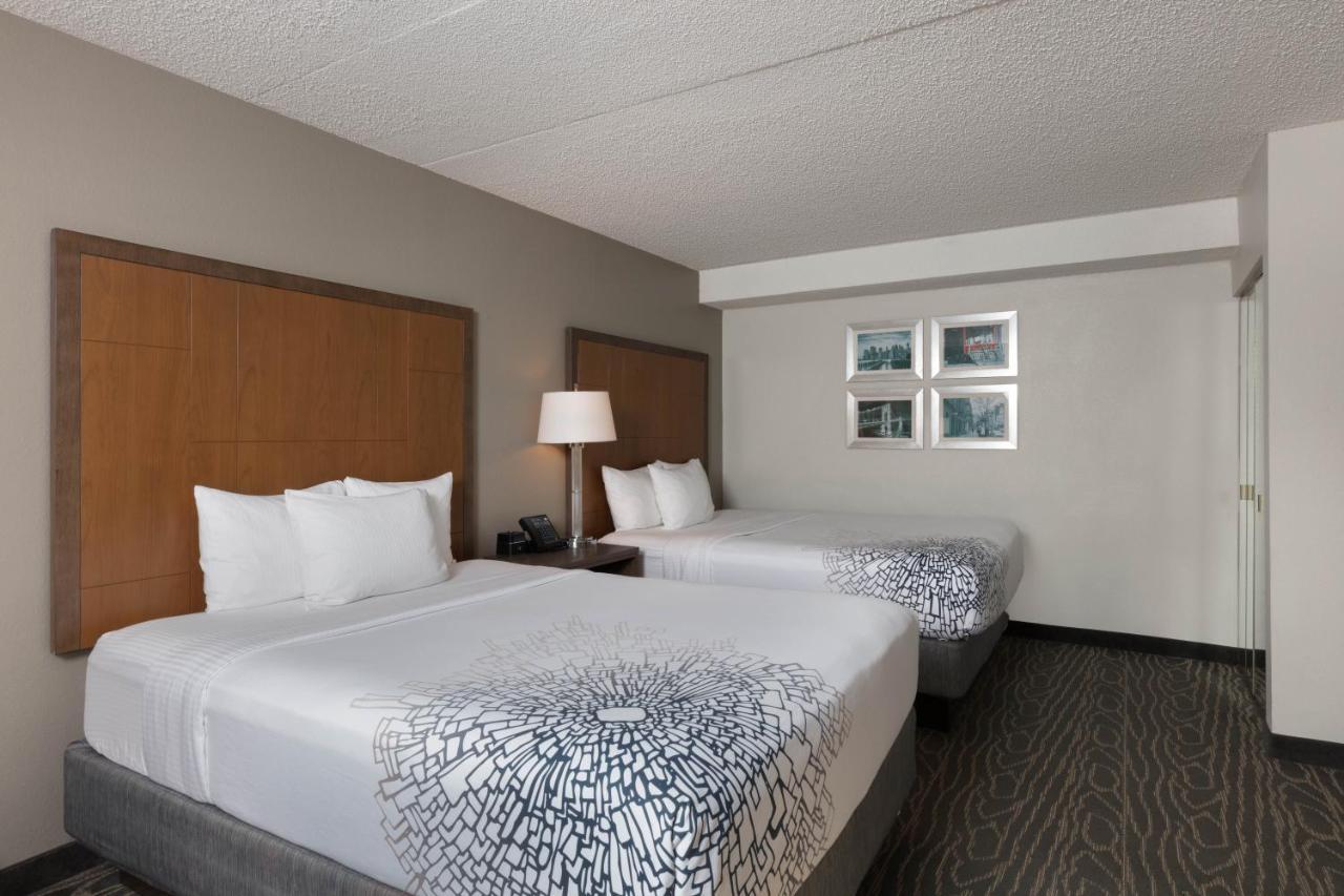 Hotel La Quinta By Wyndham Secaucus Meadowlands Exterior foto
